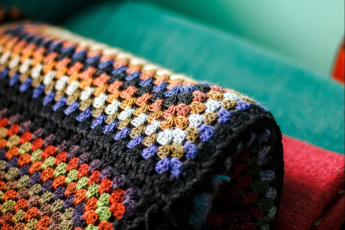 12 Steps to Crochet a Warm and Cozy Blanket in No Time